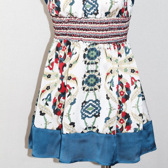 Lucca Couture Dress - Picture 3 of 10